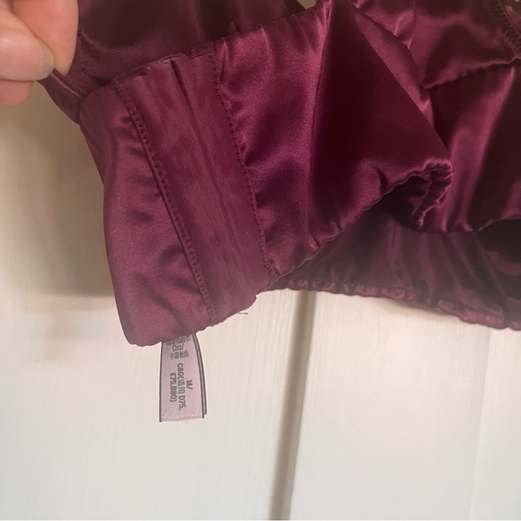 Victoria’s Secret bralette Medium NWOT - Picture 6 of 7